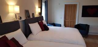 Отели типа «постель и завтрак» Mountain View Bed & Breakfast, Kenmare, Co. Kerry, Ireland Кенмэр Четырехместный номер Делюкс-3